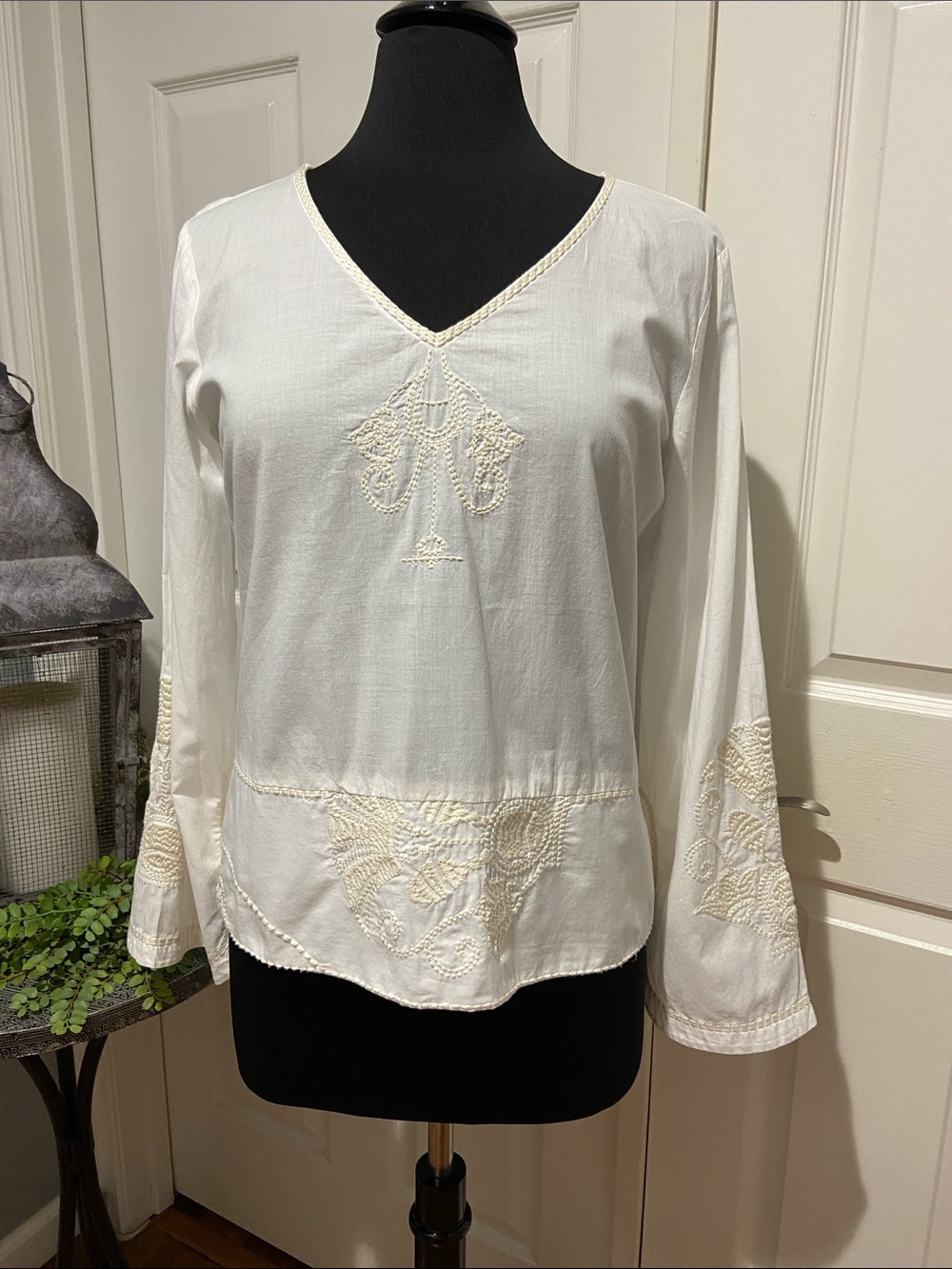 J. Jill Cream Embroidered V-Neck Peasant Blouse